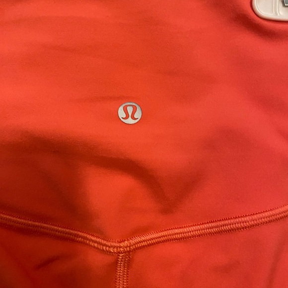 Lululemon align HR leggings 25” in color pale raspberry size 10 - Picture 5 of 5